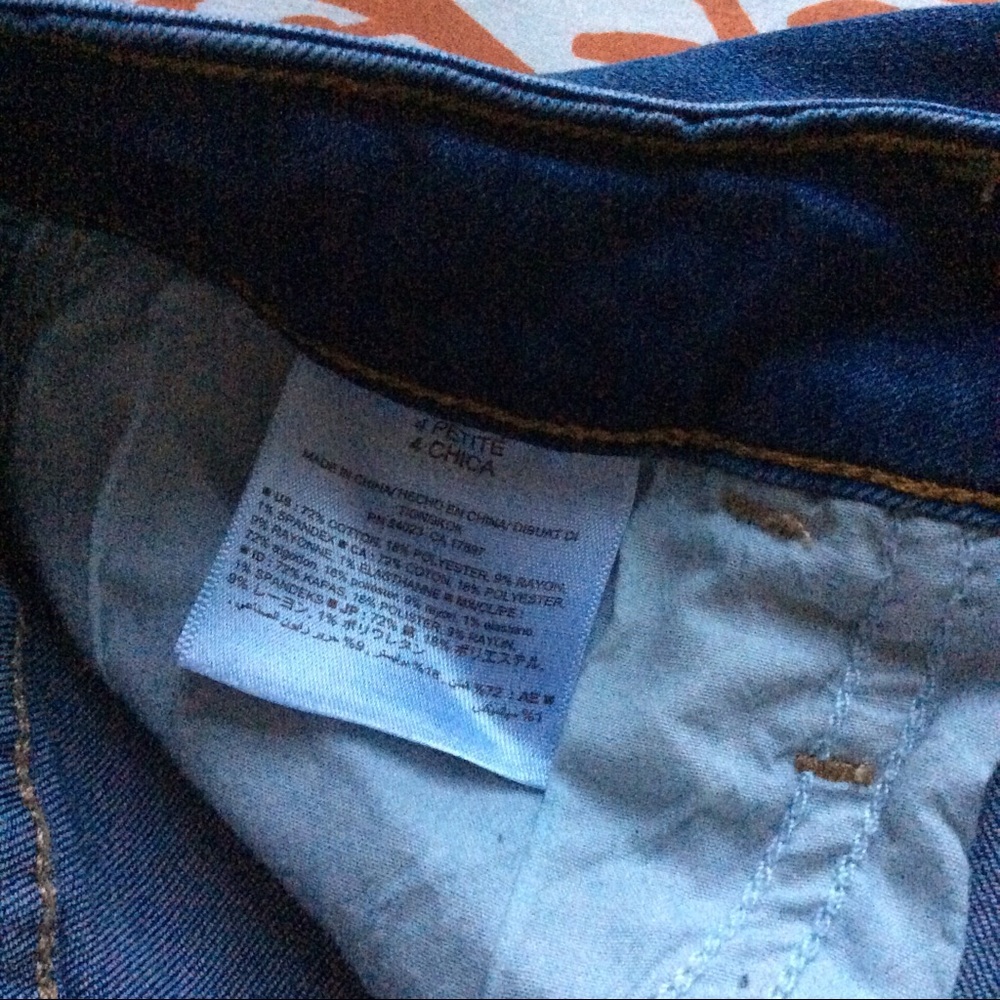 Women’s Old Navy High Rise Rockstar Jeans: Size 4 - Picture 8 of 8